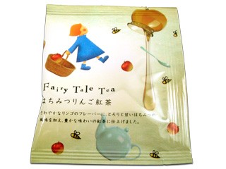 さわやかなリンゴのフレーバーに、甘い蜂蜜 の風味を加えた豊かな味わいの紅茶です。