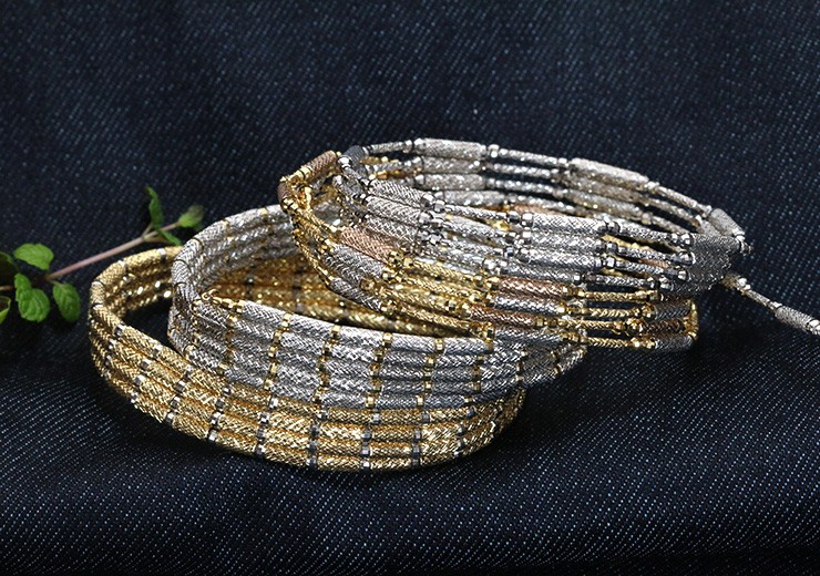 ギフト応援プライス 店頭で人気 マグネットネックレス ブレスレットに