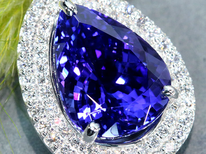 8/美品 Pt900 タンザナイト1.00ct ペンダントトップ チャーム タンザナイト 11.35カラット ダイヤモンド 0.80カラット PT950