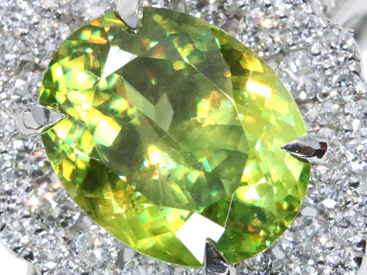 スフェーン 3.36カラット ダイヤモンド 0.75カラット PT900 プラチナ