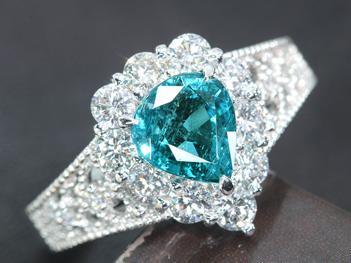 素晴らしい共演!!★バターリャパライバトルマリン&アウイナイトリングPt900★ パライバトルマリン 1.38カラット ダイヤモンド 0.87カラット PT900