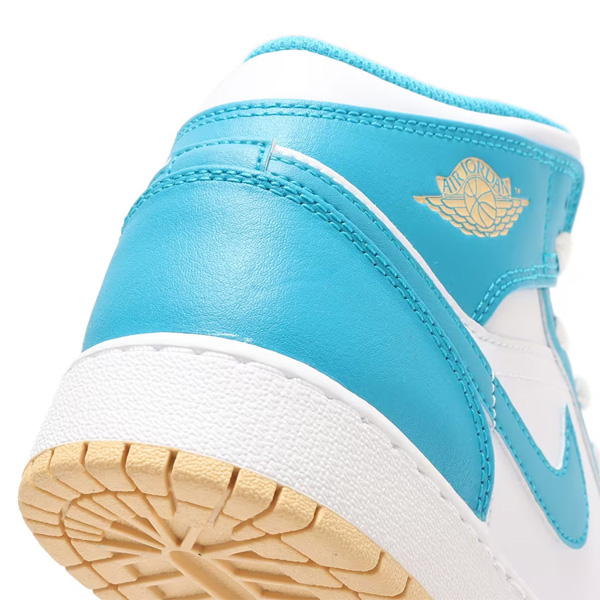 NIKE（ナイキ） エア ジョーダン 1 ミッド レディース スニーカー