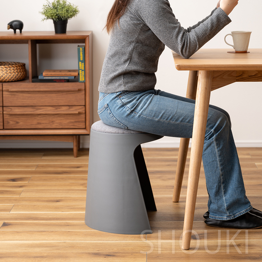 木製座面円形スツール 大量　まとめ　スタッキング可能　丸椅子　スチール　シンプル 2点以上購入で7%OFF スツール 椅子 スタッキング おしゃれ 丸椅子