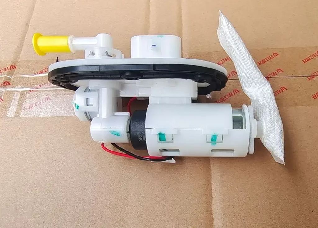 【並行輸入品】燃料ポンプベネリ TNT150i TNT25 TNT300 TNT600 TNT302 TNT250 TRK 251 502 レオンチーノ 250 500の画像