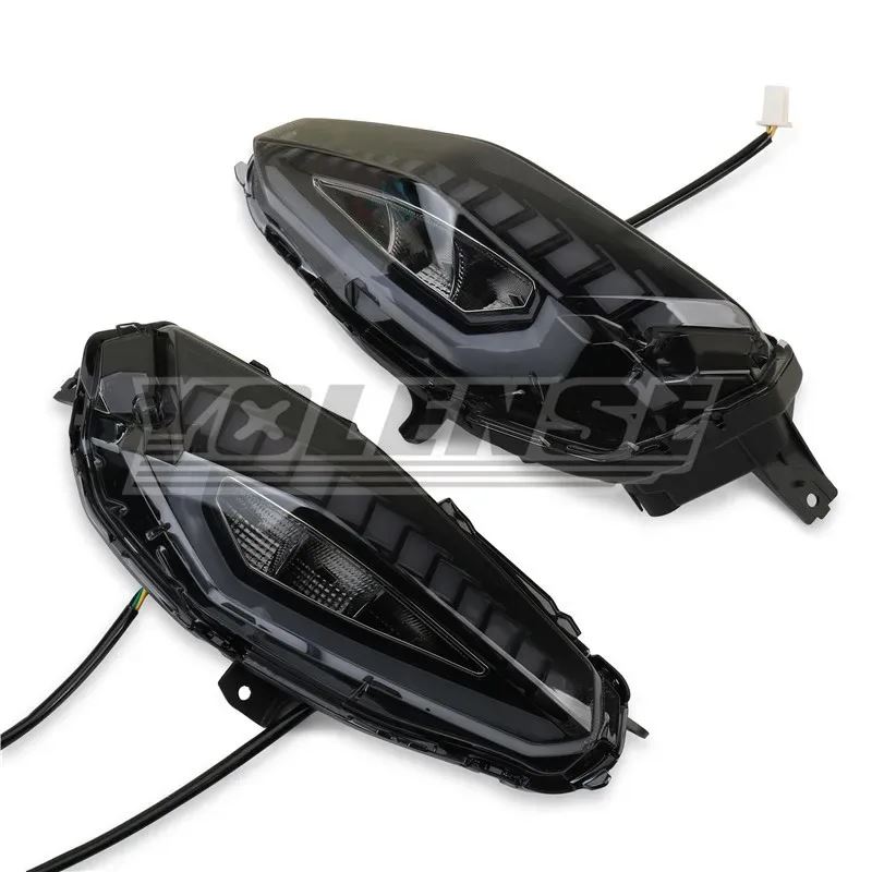 並行輸入品 バイクアクセサリーリアライトLEDウィンカーブレーキリマインダーテールライトアセンブリXMAX300 X-MAX 300の画像