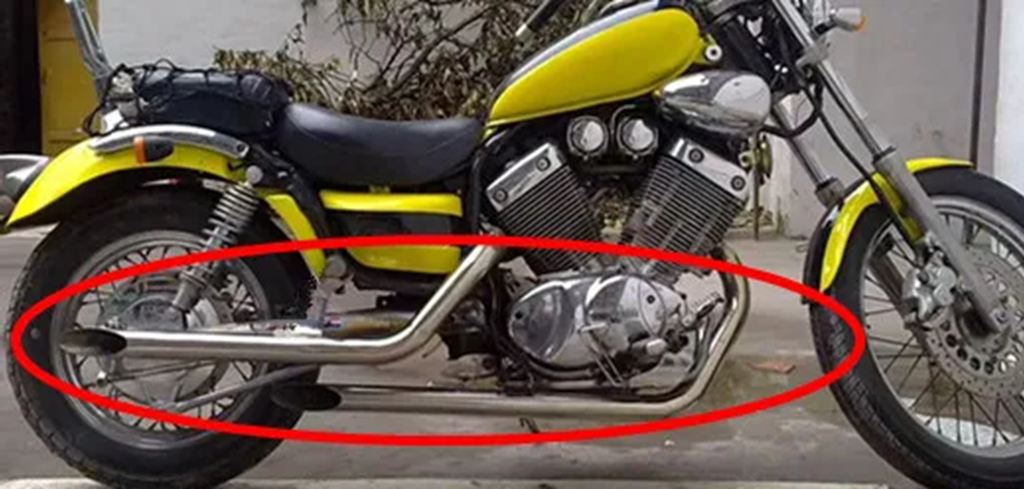 並行輸入品 ヤマハ XV400 ビラーゴ 400 1991 - 2004 ヤマハ XV535 ビラーゴ 535 1987 - 2004 バイク尖ったテールマフラーの画像