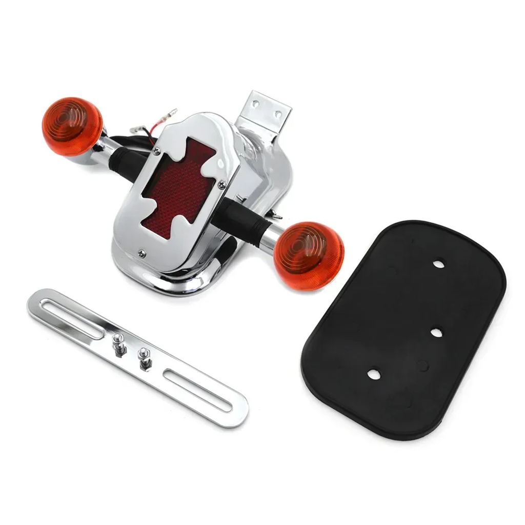 並行輸入品 バイク部品 メタルトゥームストーン/スカルブレーキテール ライトシグナル付き ハーレービッグツイン 05-12 FLSTN デ_1