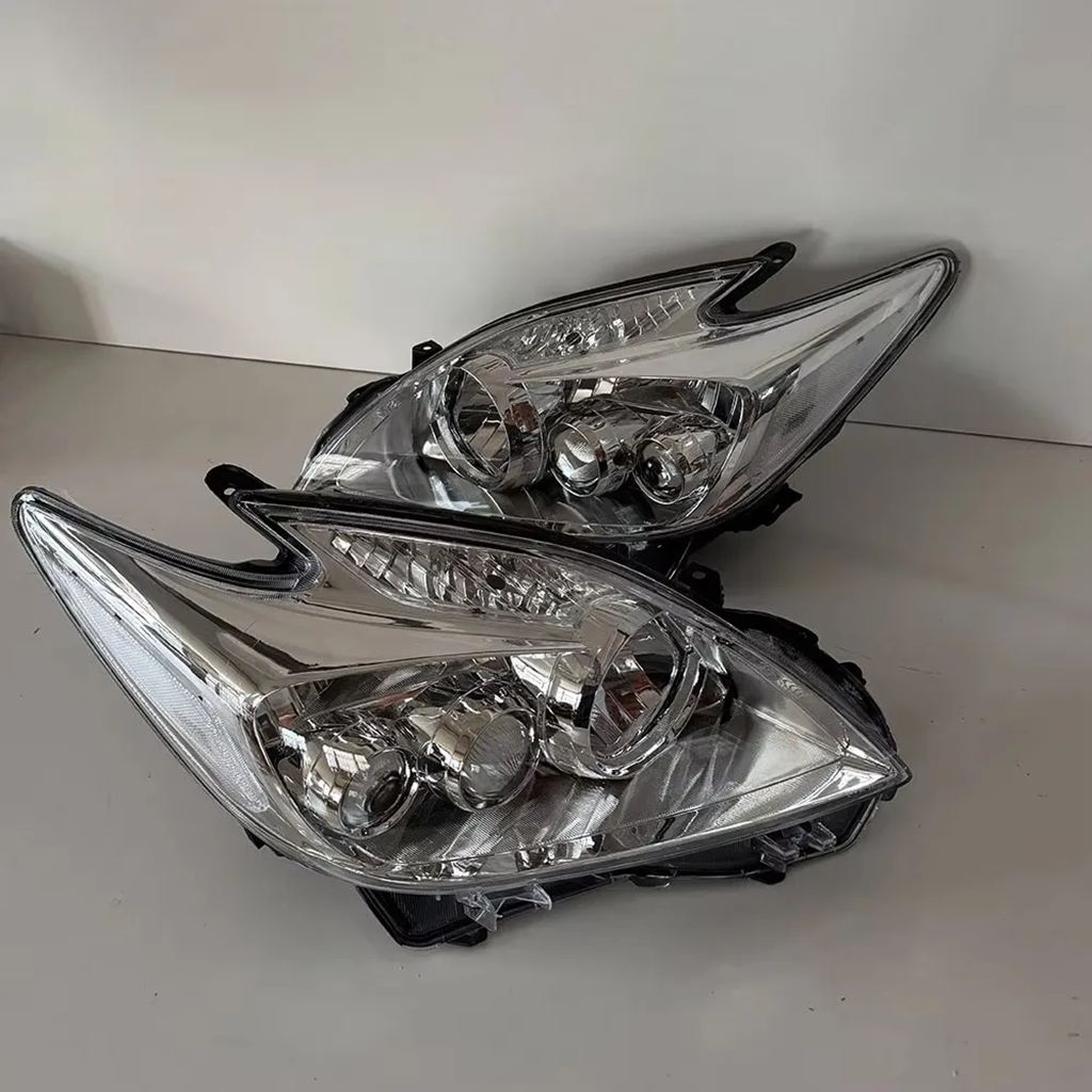 並行輸入品 トヨタ プリウス ZVW30 ヘッドランプ 81145-47340 81145