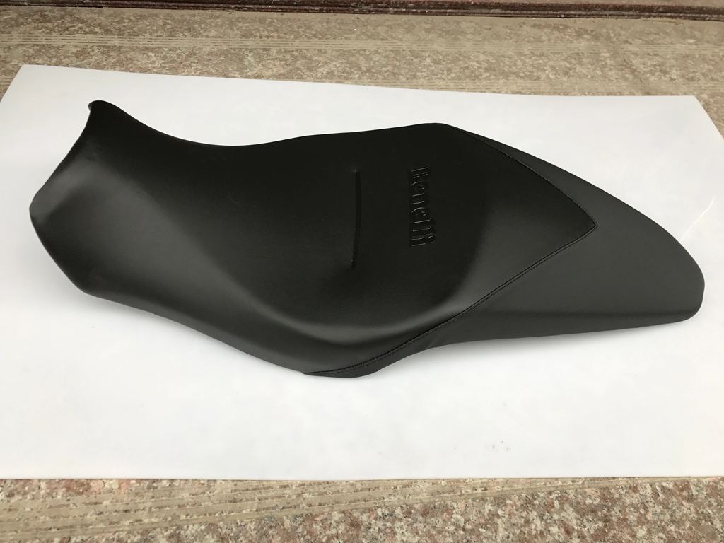 並行輸入品 シートベネリ750 752S