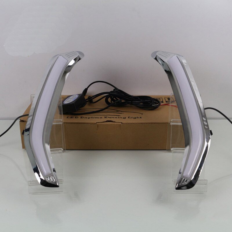 【並行輸入品】 車 led 日中走行 ライト スバルフォレスター2013 2014 2015 - 2018 12v 自動 drl 黄色 ウインカー デイライツ フォグランプ