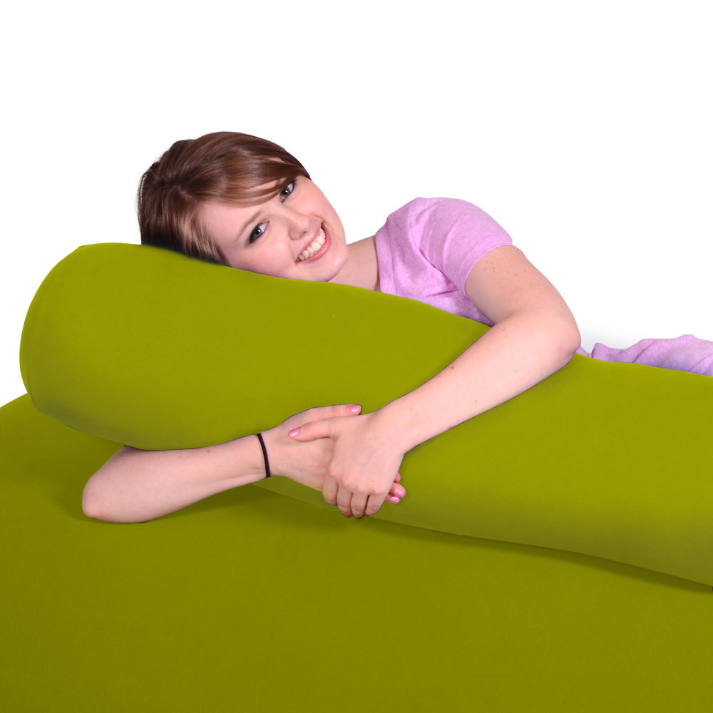 心地よい眠りを誘う、小さいサイズの抱き枕「Yogibo Roll Mini（ヨギボー ロール ミニ）」