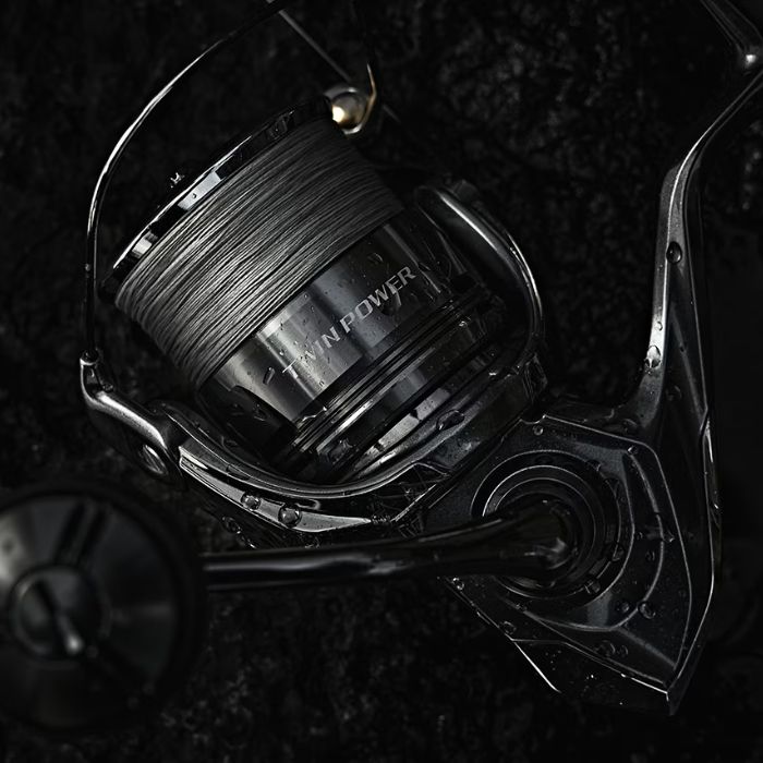 シマノ（SHIMANO） 24 ツインパワー C3000MHG TWIN POWER リール