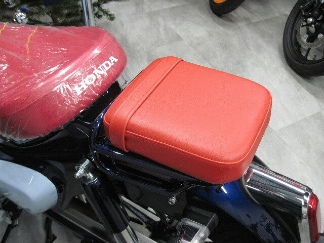 ピリオンシート◇C125用ブラック◇ : ホンダウイング横山輪業