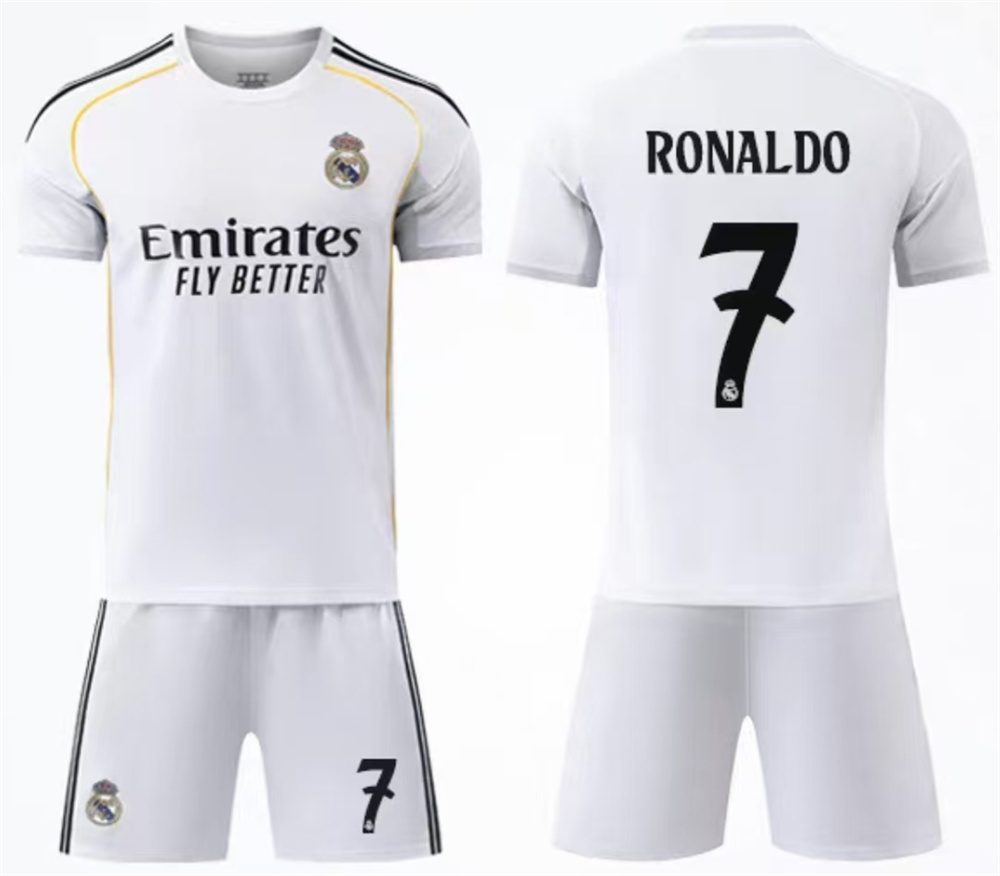 A301 サッカーユニフォーム レアルマドリード 2025/2026年