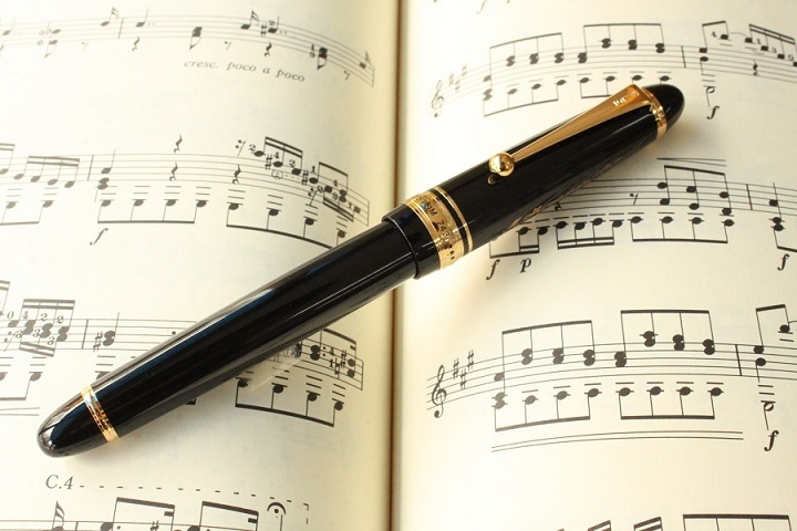 PILOT（文具） PILOT 万年筆 カスタム743 ブラック FKK-3000R-B ペン種