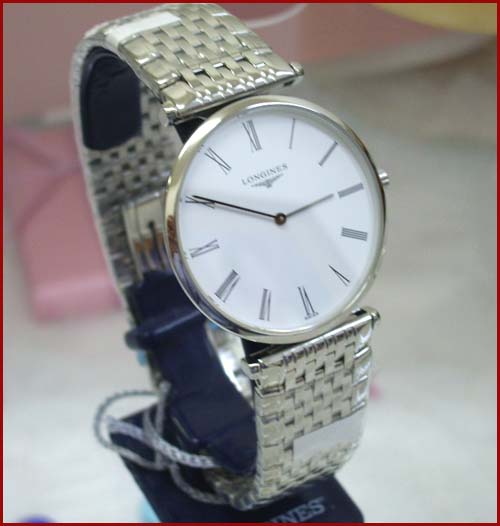 LONGINES ピンク文字盤 時計 ロンジンのコンクエストに、カラフルな新作モデルが登場！38mmと