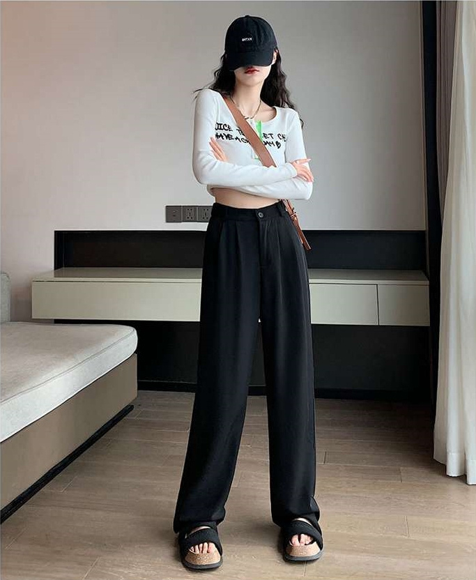 ストレートパンツ デザインパンツ ハイウエスト 脚長効果 オフィスコーデ 春夏秋 大人きれい おしゃれ 通勤服 20代 30代 40代 50代 ストレートパンツ デザインパンツ ハイウエスト 脚長効果