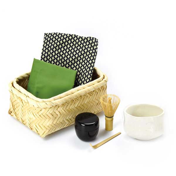 Ｔ９０　茶碗　『志野　平茶碗』『山口正悟』　共箱　抹茶碗　茶道具 中国 四国 岡山 広島 鳥取 島根 山口 香川 愛媛 徳島 高知)（抹茶茶碗