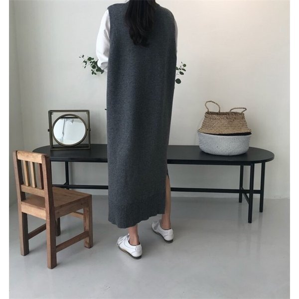 ニットベスト レディース ベストワンピース ロング トップス プルオーバー クルーネック ゆったり レイヤード セーター ノースリーブ 体型カバー 楽天市場】ニットベスト レディース ベストワンピース ロング