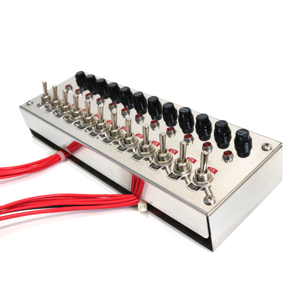 汎用 12V 24V トラック 12連 スイッチ ボックス 電源 コントロール