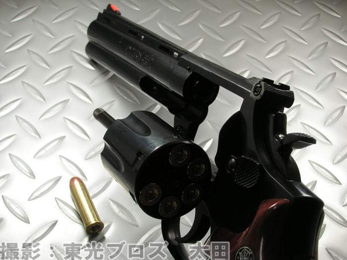 送料無料！ コクサイ 発火モデルガン S&W M19 6インチ スマイソン