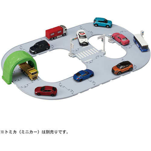 【廃盤】トミカタウン　デニーズ　オリジナルトミカ付き（赤外線作動しません） トミカ トミカタウン くみかえかんたん！ベーシックどうろセット