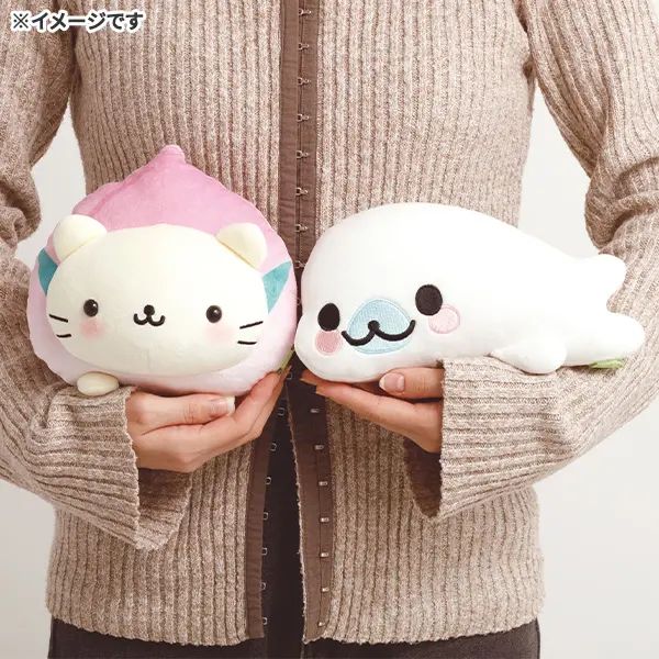 【美品タグ付き】にゃんにゃんにゃんこ　にゃんこ温泉　おかみ　ぬいぐるみ サンエックスユニバース もーちもちミニ抱きぐるみ にゃんにゃん