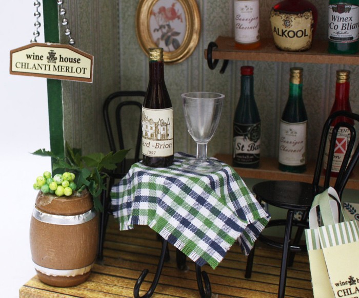 ビリーの手作り ドールハウスキット 街角のお店キット ワイン