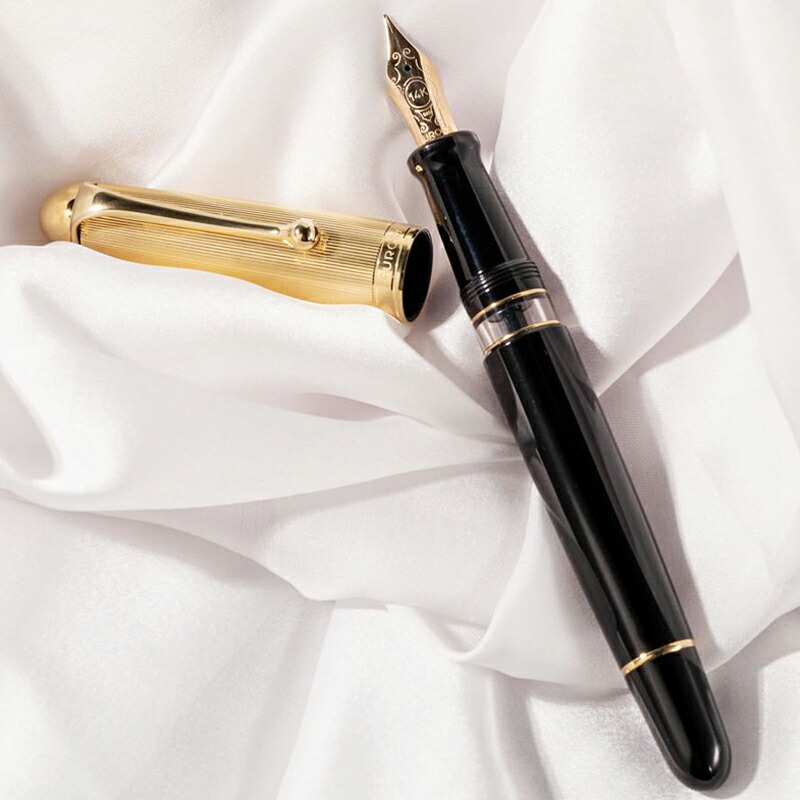 88 アウロラ AURORA オタントット ブラック シルバーキャップCT