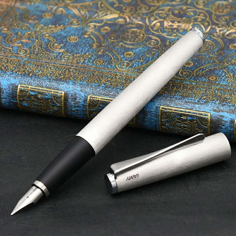 LAMY（ラミー） 素彫り名入れ 万年筆 スチールペン先 ステュディオ