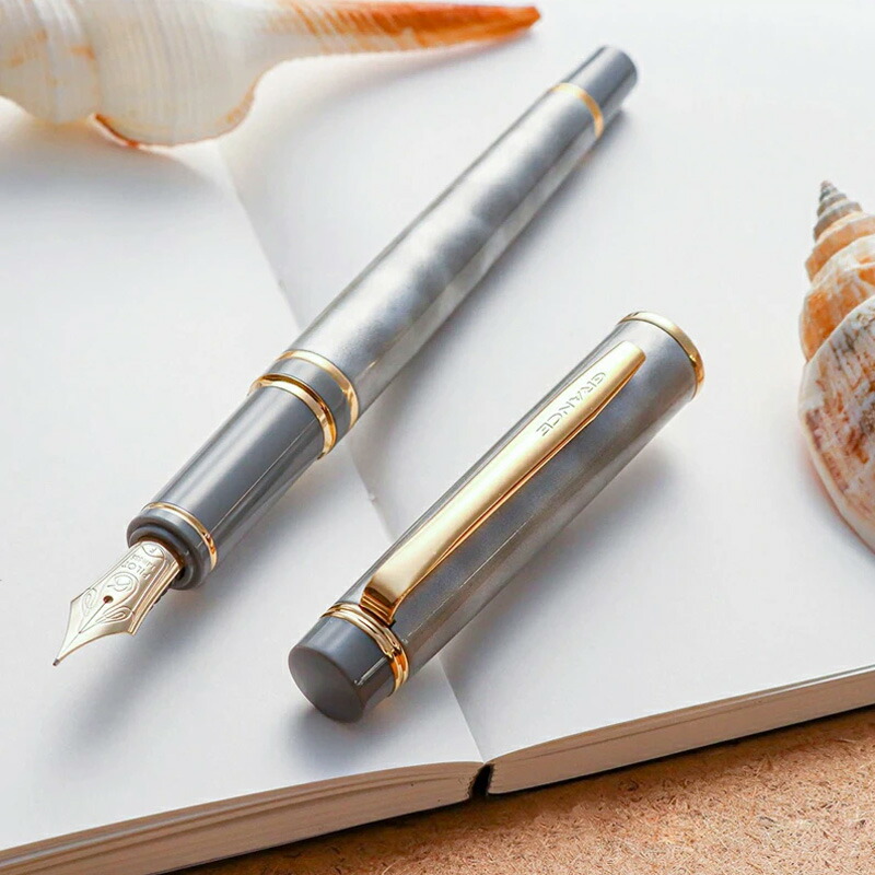 PILOT 万年筆　 14k585 GRANCE Pilot Grance Fountain Pen in Classic Black - 14k Gold Nib