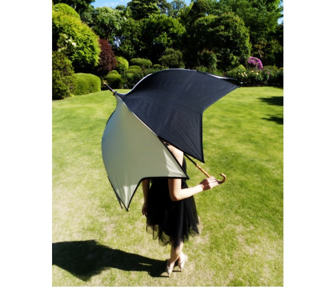 ✨美品✨ DiCesare Designs 傘 晴雨兼用 水色 DiCesare Designs at Mitsukoshi Ginza until June 17th. 三越