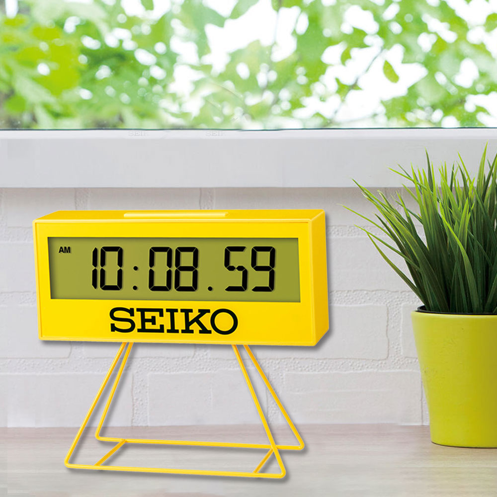 SEIKO デジタル置時計 アラーム機能付き retro SEIKO（セイコー） デジタル時計 イエロー 時計 置き時計 目覚まし時計
