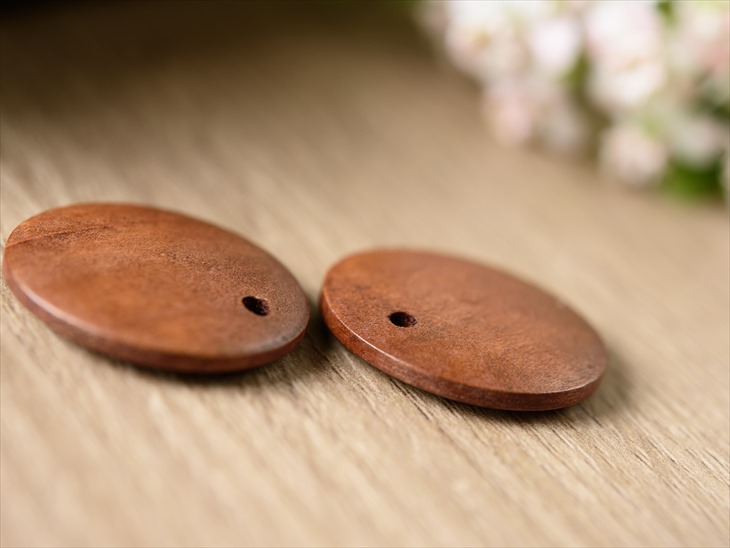 ウッドパーツ ラウンドチャーム 2.5cm 茶 2ヶ 木製パーツ 25mm 