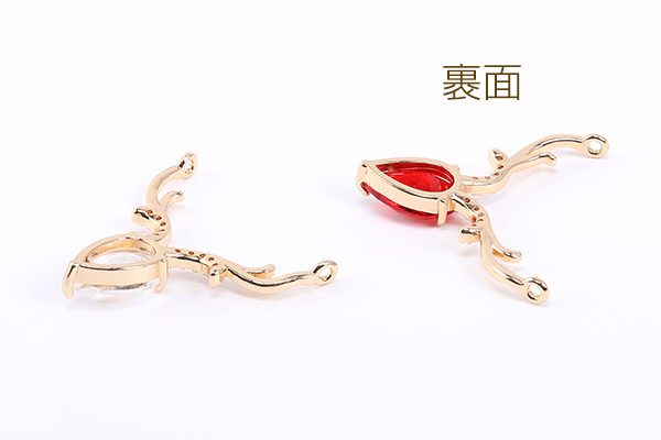 高品質ジルコニアチャーム 鹿の角 2カン 29×31mm ゴールド【1ヶ