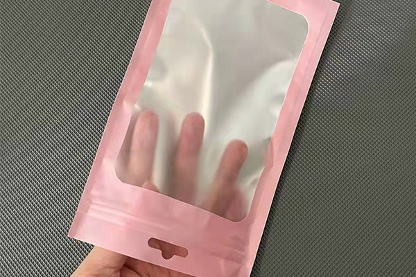 ピンク岩塩 ジッパー付き袋 ピンク岩塩 ジッパー付き袋 保存に適したチャック付き袋に2-3mmタイプ