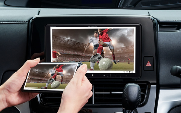 カロッツェリア カーナビ パイオニア AVIC-RL720 8V型DVD/Bluetooth