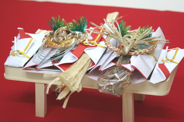 結納 結婚式 お盆 桜 楽天市場】【切手盆 + 風呂敷 + 金封のセット】 切手盆8号【無地