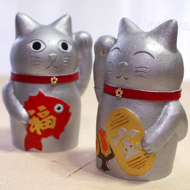 招き猫セット Amazon.co.jp: 招き猫 開運 神田神社 ツインセット 金銀猫 風水