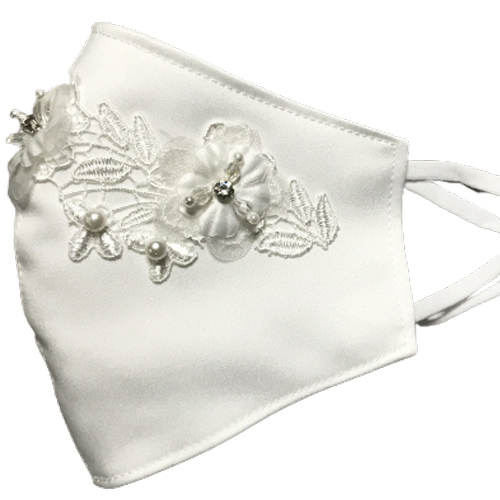 高評価人気L-230 不織布マスクカバー　ピンク&ホワイト刺繍　お取り置き中 ショルダーバッグ