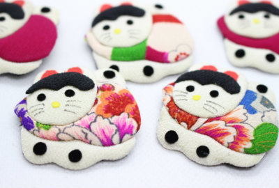 こま犬 ブローチ 押絵 ｜魔除け 狛犬 日本伝統 着物 リメイク 和雑貨