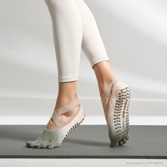 ヨガ ソックス 靴下 5本指 ピラティス クロスバンド 
