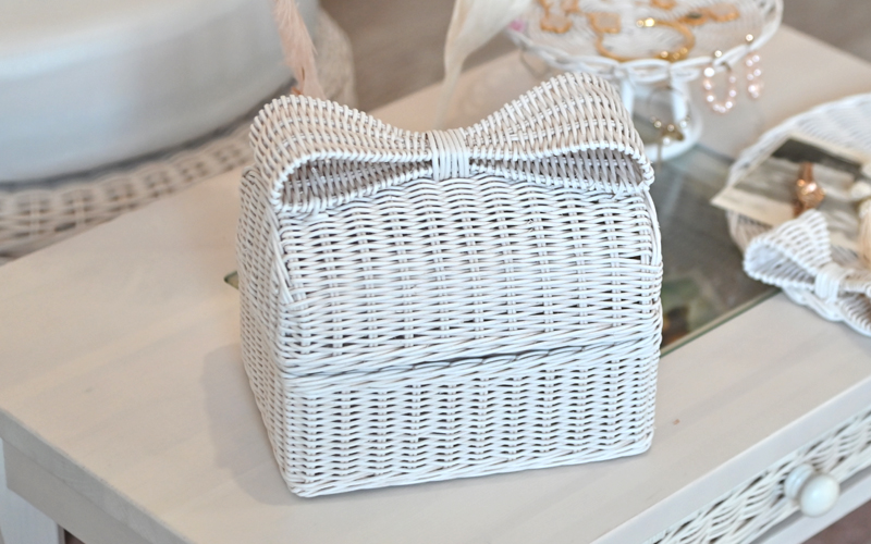 小物入れ 蓋つき バスケット 白 おしゃれ 人気 かわいい リボン fiore