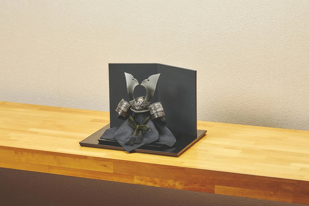 五月人形　兜平飾り　鶯色の黒兜 SG-4235 創作作品_1