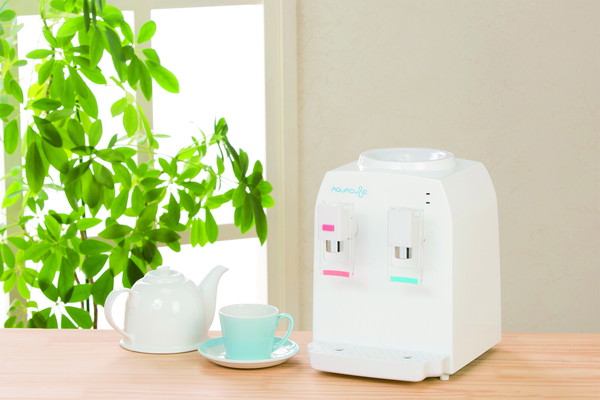 コンパクトウォーターサーバー AQUACUBE2 ホワイト 完成品