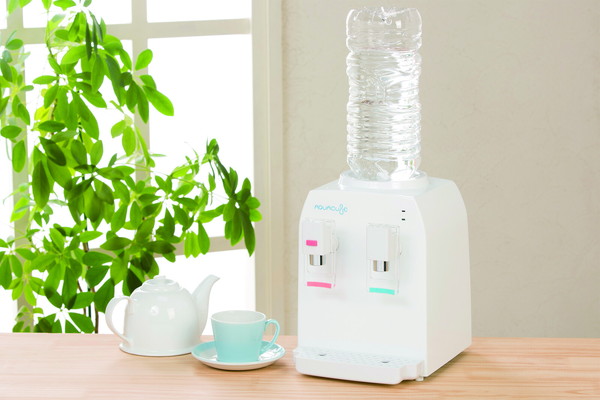 コンパクトウォーターサーバー AQUACUBE2 ホワイト 完成品