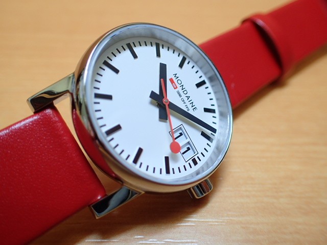 MONDAINE モンディーン 腕時計 エヴォ2 ビックデイト 30mm