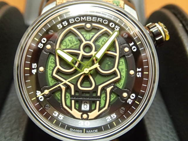 BOMBERG ボンバーグ 自動巻き 腕時計 BB-01 オートマティック