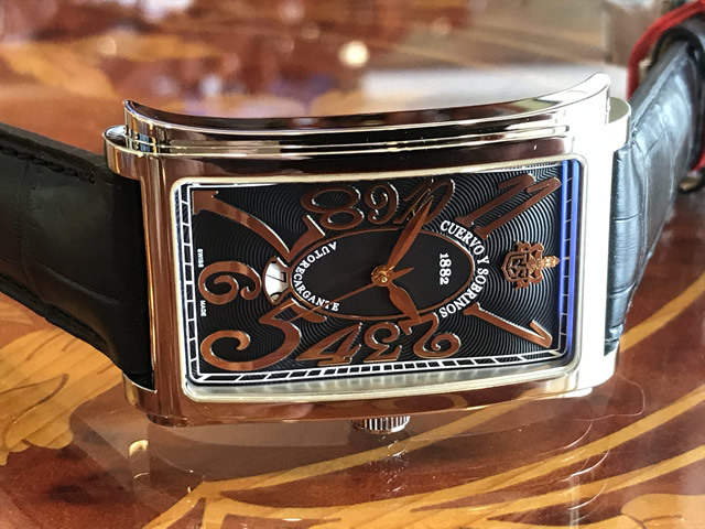 クエルボ・イ・ソブリノス プロミネンテ ソロテンポ Ref.1012-1CHG 1012-1NM クエルボ・イ・ソブリノス プロミネンテ - 高級腕時計 正規