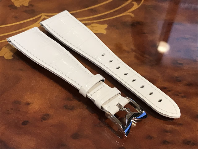 確実正規 ガガミラノ 48mm用 ホワイト◇ラバーベルト 未使用品 確実正規 ガガミラノ 48mm用 ホワイト ラバーベルト 未使用品